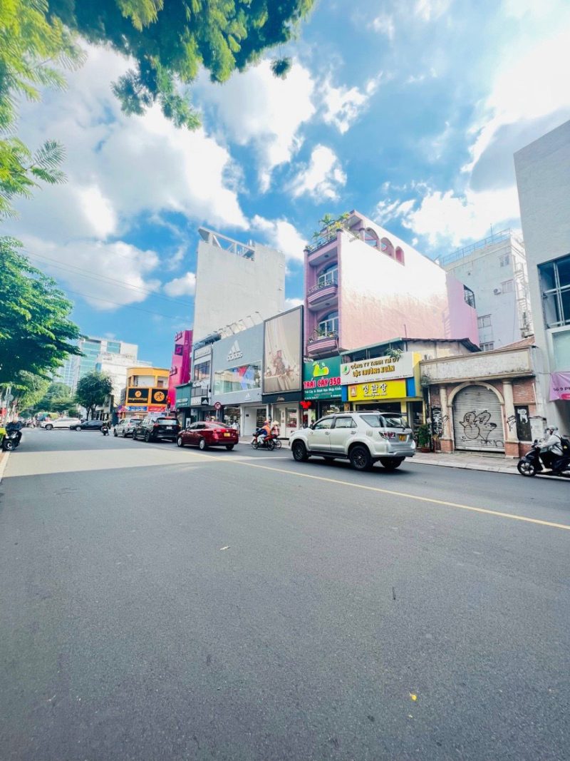 Cho Thuê Nhà Mặt Tiền - Quận 3