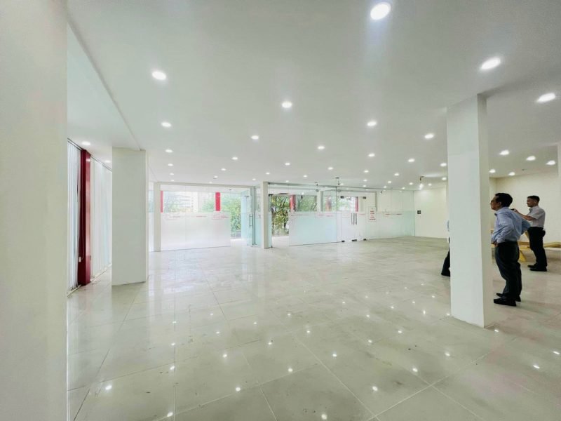 Cho Thuê Nhà Góc 2 Mặt Tiền - Quận 3