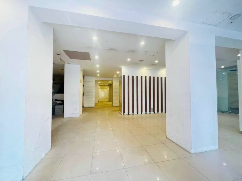 Cho Thuê Nhà Góc 2 Mặt Tiền - Quận 3