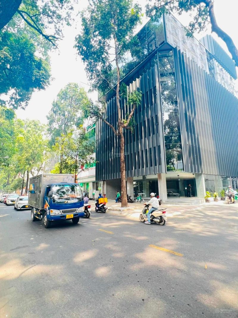 Cho Thuê Tòa Nhà Góc 2 Mặt Tiền - Quận 3