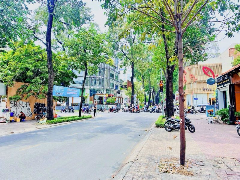 Cho Thuê Nhà Mặt Tiền Số: 13 Lê Quý Đôn, Phường Võ Thị Sáu, Quận 3.