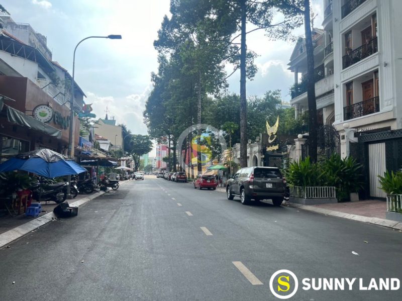 Cho thuê nhà Góc 2 mt mặt tiền số 4 đường Hồ Xuân Hương, Phường Võ Thị Sáu, Quận 3, Hồ Chí Minh