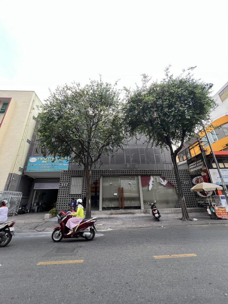 Cho thuê nhà mặt tiền số 117 đường Cống Quỳnh, Phường Nguyễn Cư Trinh, Quận 1, Hồ Chí Minh