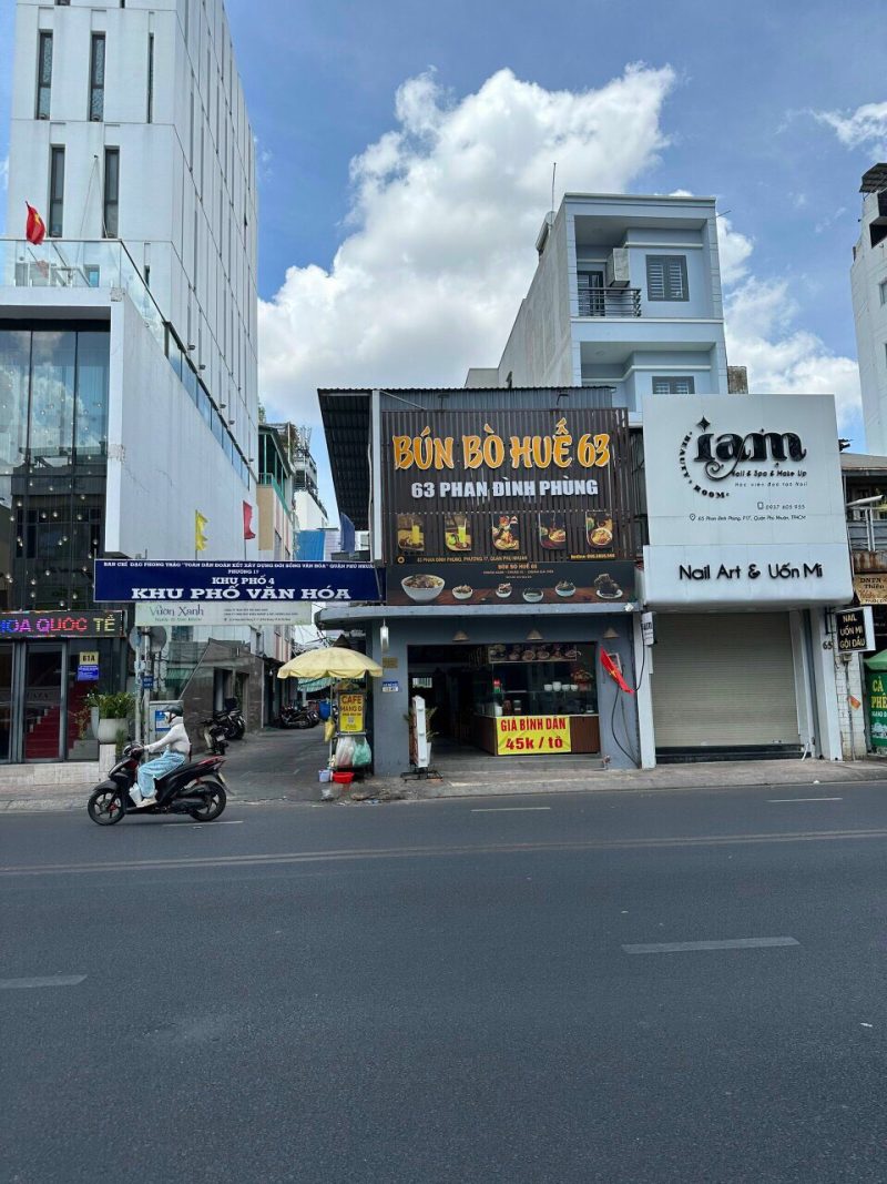 Cho thuê nhà GÓC 2MT số 63 đường Phan Đình Phùng, Phường 17, Quận Phú Nhuận, Hồ Chí Minh
