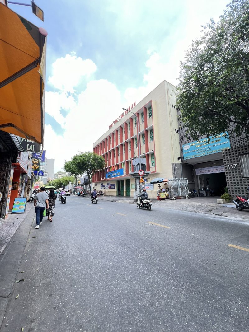 Cho thuê nhà mặt tiền số 117 đường Cống Quỳnh, Phường Nguyễn Cư Trinh, Quận 1, Hồ Chí Minh