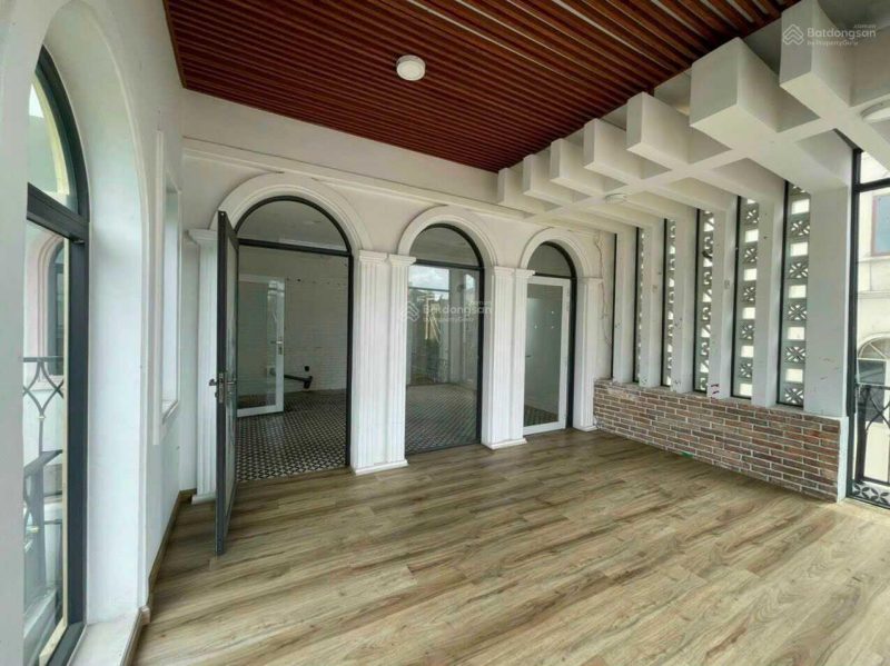 Cho thuê biệt thự mặt tiền số 64 đường Hồ Biểu Chánh, Phường 11, Quận Phú Nhuận, Hồ Chí Minh