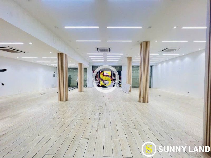 Cho thuê nhà GÓC 2MT số 296 đường 3/2, Phường 12, Quận 10, Hồ Chí Minh