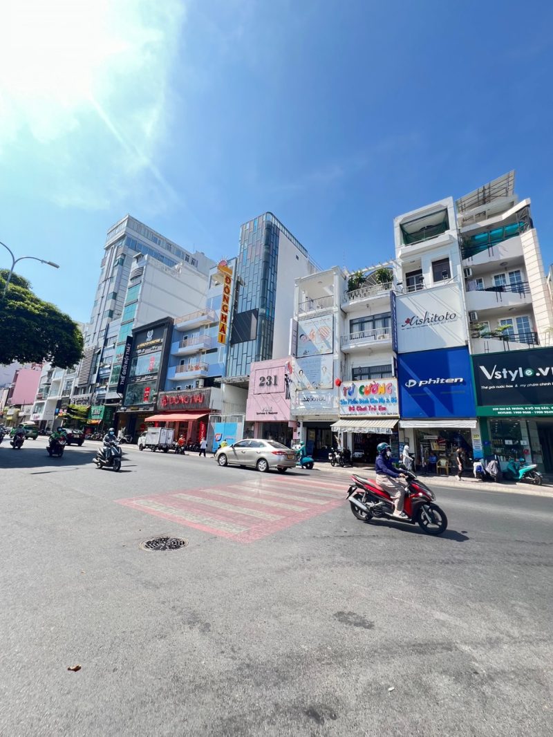 Cho thuê nhà mặt tiền số 237 đường Hai Bà Trưng, Phường Võ Thị Sáu, Quận 3, Hồ Chí Minh