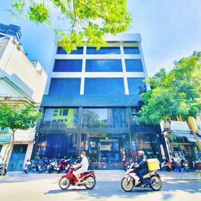 Cho thuê nhà mặt tiền số 132 đường Yersin, Phường Nguyễn Thái Bình, Quận 1, Hồ Chí Minh