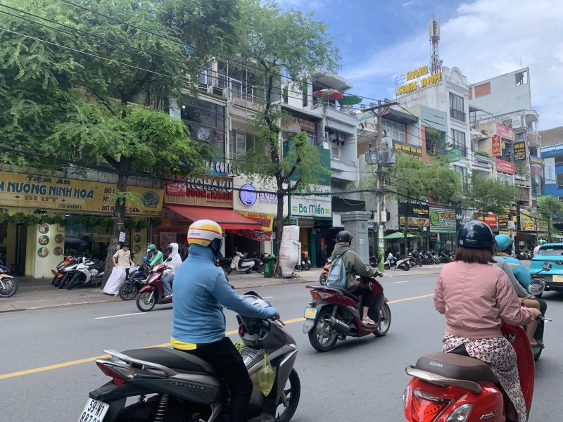 Cho thuê nhà mặt tiền số 64 đường Nguyễn Gia Trí, Phường 25, Quận Bình Thạnh, Hồ Chí Minh