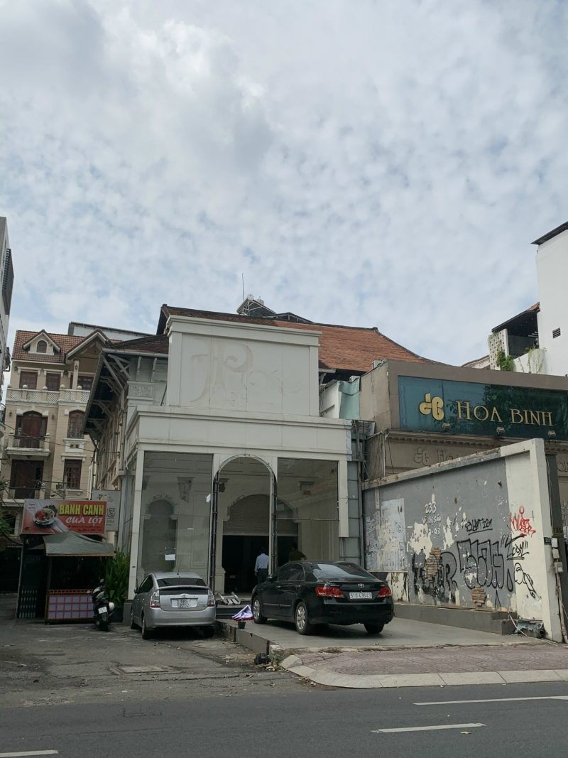 Cho thuê nhà GÓC 2MT số 233 đường Võ Thị Sáu và hẻm 233, phường 7, Quận 3, Hồ Chí Minh