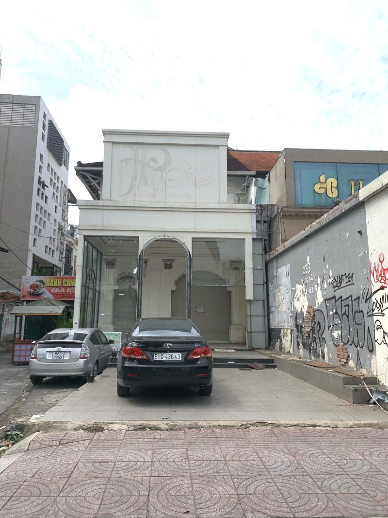 Cho thuê nhà GÓC 2MT số 233 đường Võ Thị Sáu và hẻm 233, phường 7, Quận 3, Hồ Chí Minh