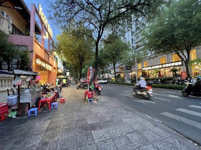 Cho thuê nhà GÓC 2MT số 61 đường Bà Huyện Thanh Quan, Phường 6, Quận 3, Hồ Chí Minh