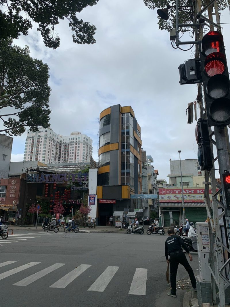 Cho thuê nhà GÓC 2MT số 905 đường Trần Hưng Đạo, Phường 1, Quận 5, Hồ Chí Minh