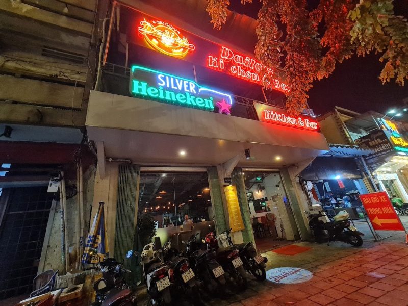 Cho thuê nhà mặt tiền số 190-192 đường Võ Văn Kiệt, Phường Cầu Ông Lãnh, Quận 1, Hồ Chí Minh