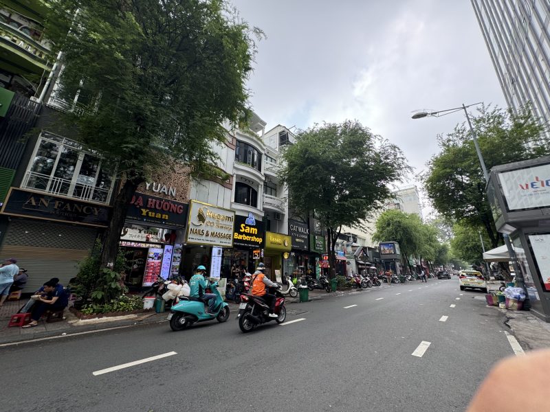 Cho thuê nhà mặt tiền số 15B4 đường Lê Thánh Tôn, Phường Bến Nghé, Quận 1, Hồ Chí Minh