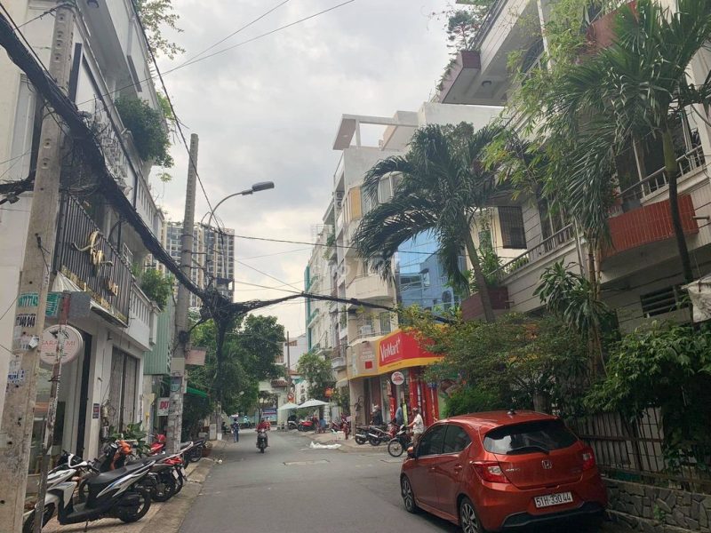 Cho thuê nhà GÓC 2MT số 10 đường Nguyễn Hiền, Phường 4, Quận 3, Hồ Chí Minh