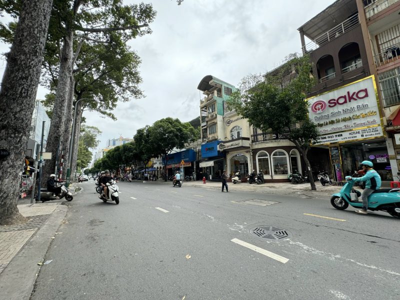 Cho thuê MB mặt tiền số 68 đường Cao Thắng, Phường 4, Quận 3, Hồ Chí Minh