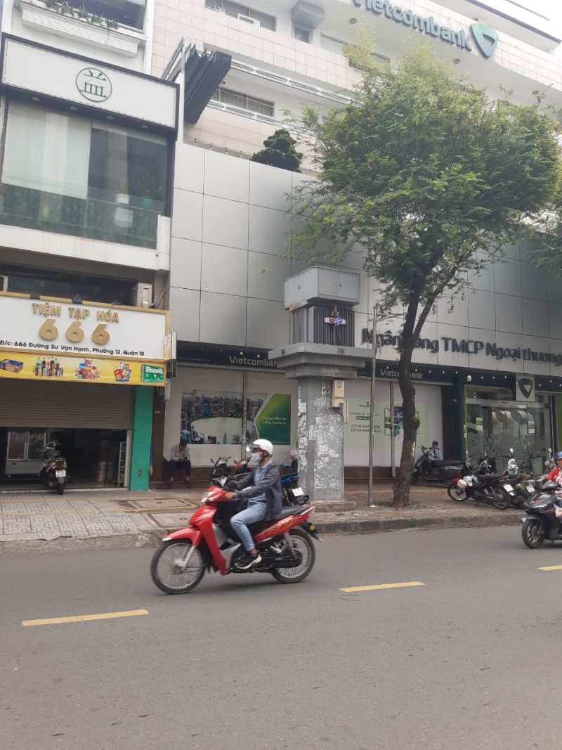 Cho thuê nhà mặt tiền số 668 đường Sư Vạn Hạnh, Phường 12, Quận 10, Hồ Chí Minh