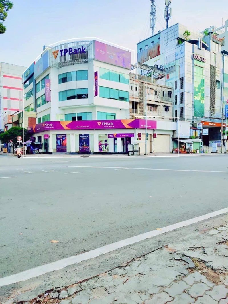 Cho thuê nhà GÓC 2MT số: 456A đường Nguyễn Thị Minh Khai, Phường 5, Quận 3, Hồ Chí Minh