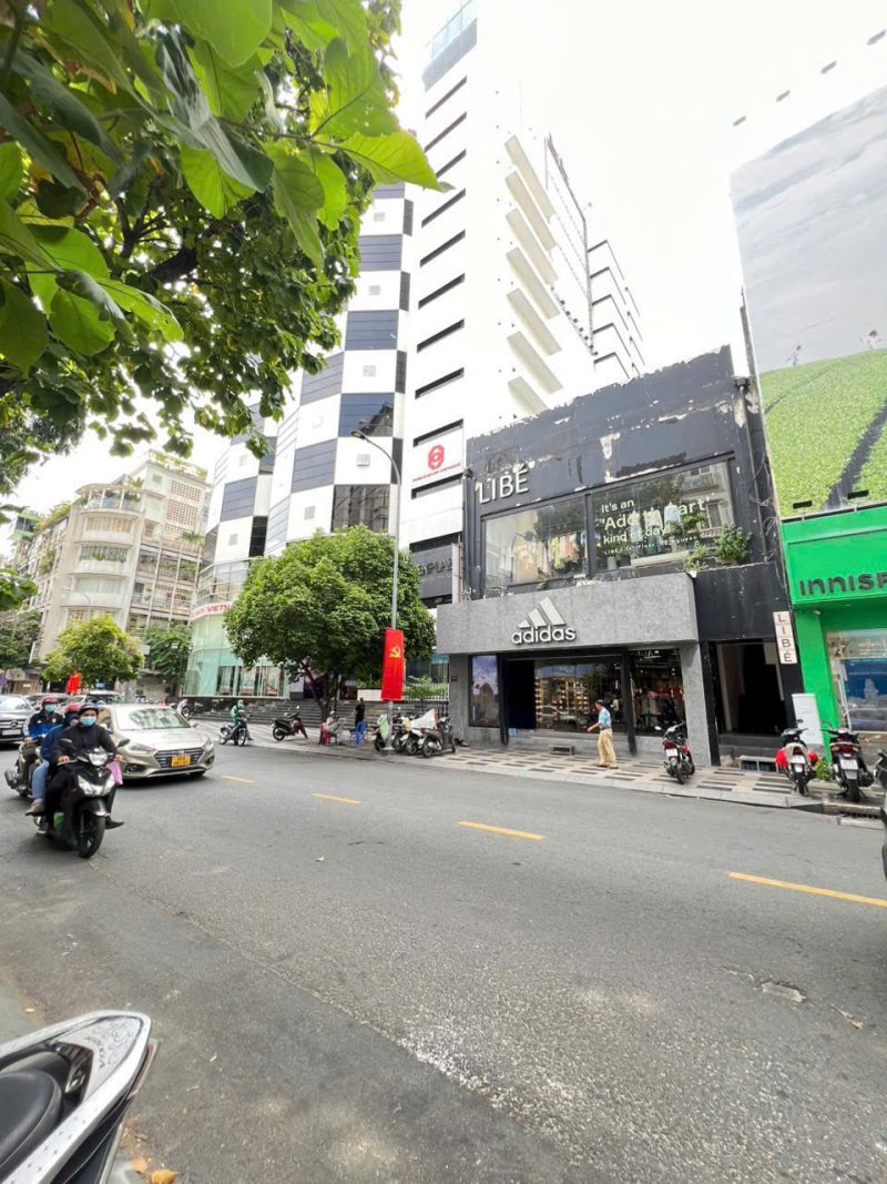 Cho Thuê Nhà Mặt Tiền (Ngang 9m) đường Nguyễn Trãi, Phường Phạm Ngũ Lão, Quận 1, Hồ Chí Minh