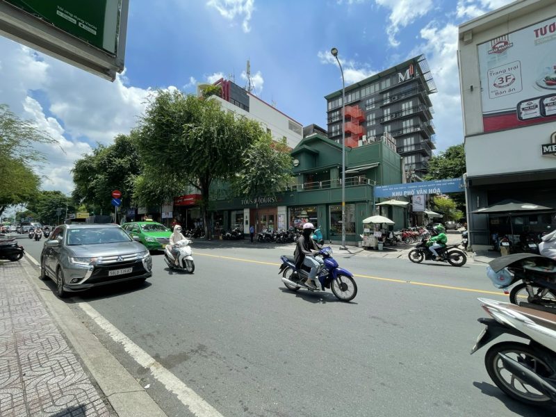 Cho thuê nhà GÓC 2MT số 178 đường Hai Bà Trưng, Phường Đa Kao, Quận 1, Hồ Chí Minh