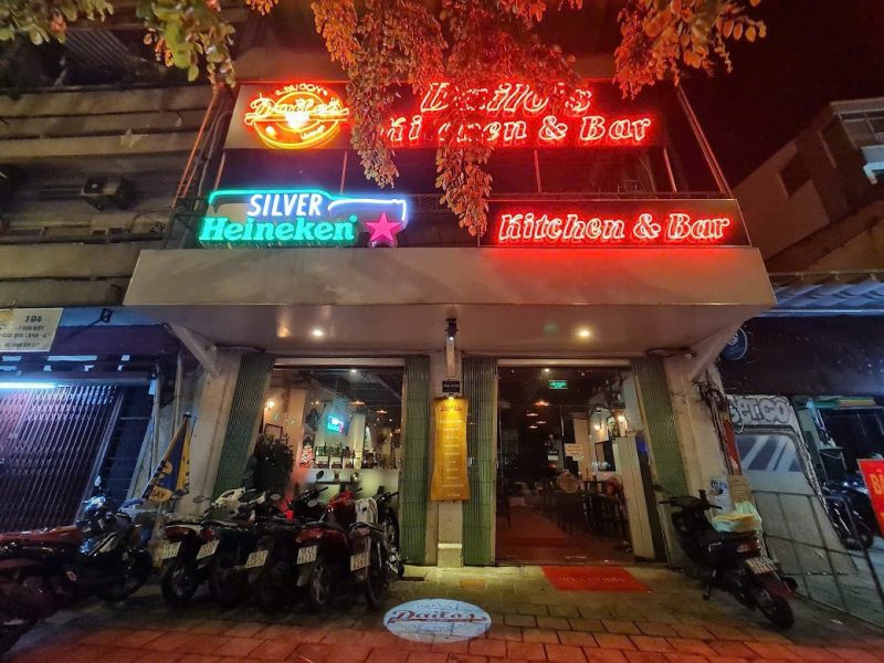 Cho thuê nhà mặt tiền số 190-192 đường Võ Văn Kiệt, Phường Cầu Ông Lãnh, Quận 1, Hồ Chí Minh