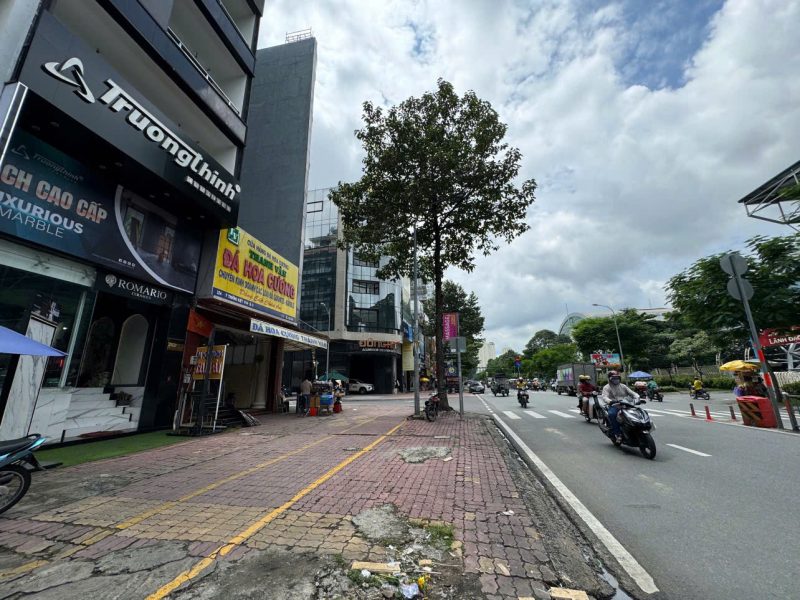 Cho thuê nhà mặt tiền số 324D đường Lý Thường Kiệt, Phường 14, Quận 10, Hồ Chí Minh