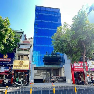 Cho thuê nhà mặt tiền (Ngang 10M) đường Cách Mạng Tháng Tám, Phường Bến Thành, Quận 1, Hồ Chí Minh
