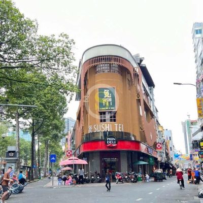 Cho thuê nhà GÓC 2MT (Ngang 28M) đường Trần Hưng Đạo, Phường Phạm Ngũ Lão, Quận 1, Hồ Chí Minh