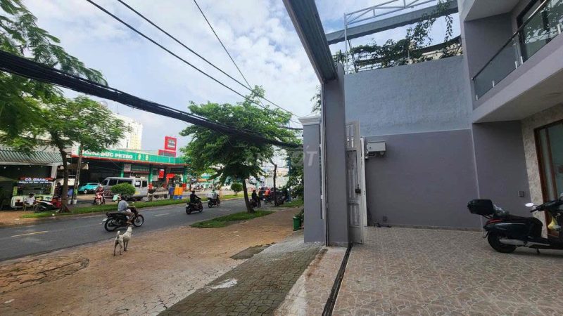 Cho thuê nhà mặt tiền số 243b-243c đường Đồng Đen, Phường 10, Quận Tân Bình, Hồ Chí Minh