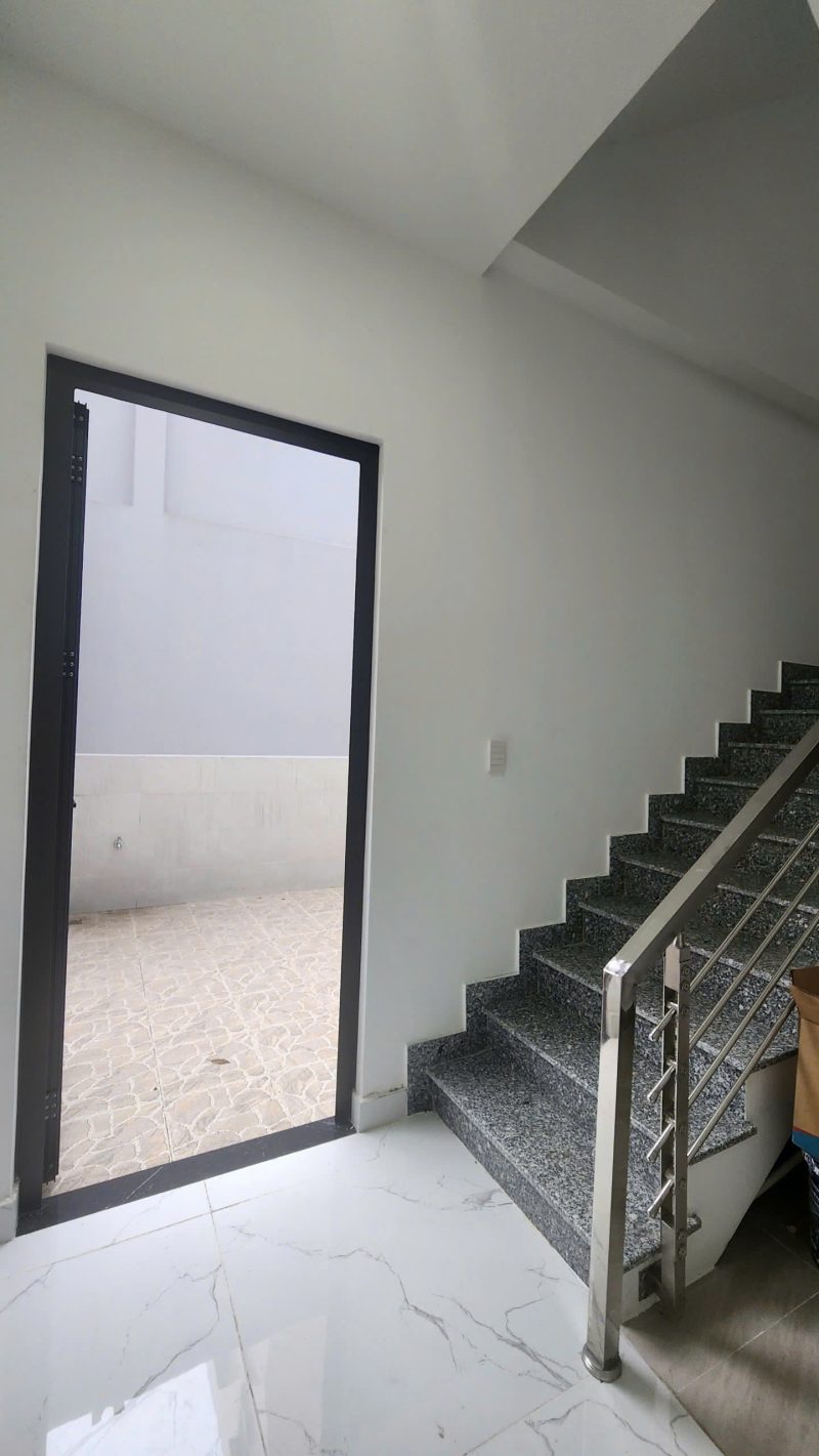 Cho thuê nhà mặt tiền số 243b-243c đường Đồng Đen, Phường 10, Quận Tân Bình, Hồ Chí Minh