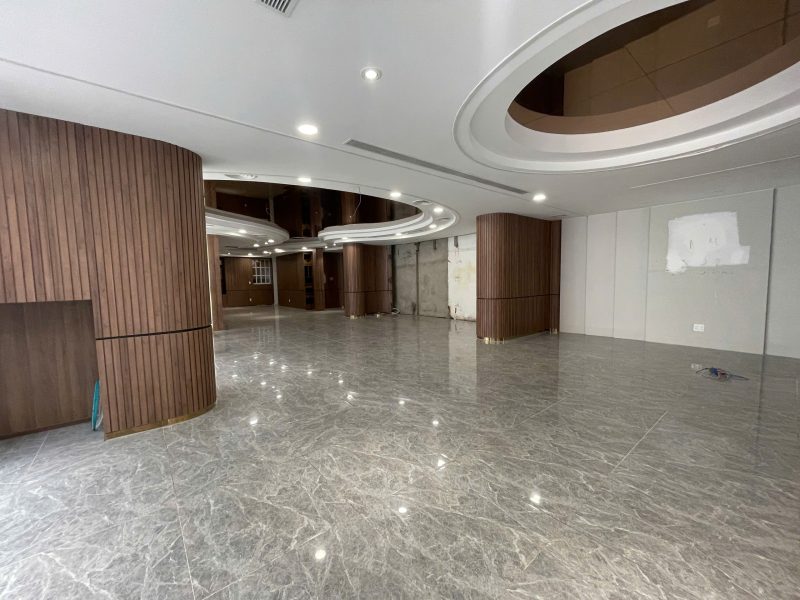 Cho thuê nhà mặt tiền số: 100 đường Nguyễn Du, Phường Bến Thành, Quận 1, Hồ Chí Minh