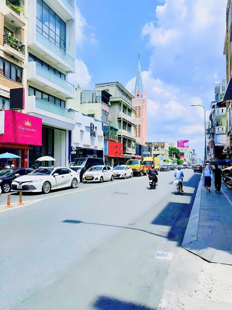Cho Thuê Nhà Mặt Tiền Số: 216 Hai Bà Trưng, Phường Tân Định, Quận 1, TPHCM