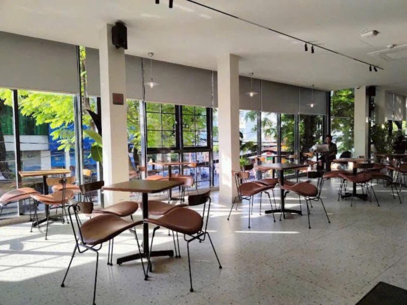 Cho thuê nhà Góc 2 Mặt Tiền Đường Âu Cơ vs Trương Công Định P13 Quận Tân Bình