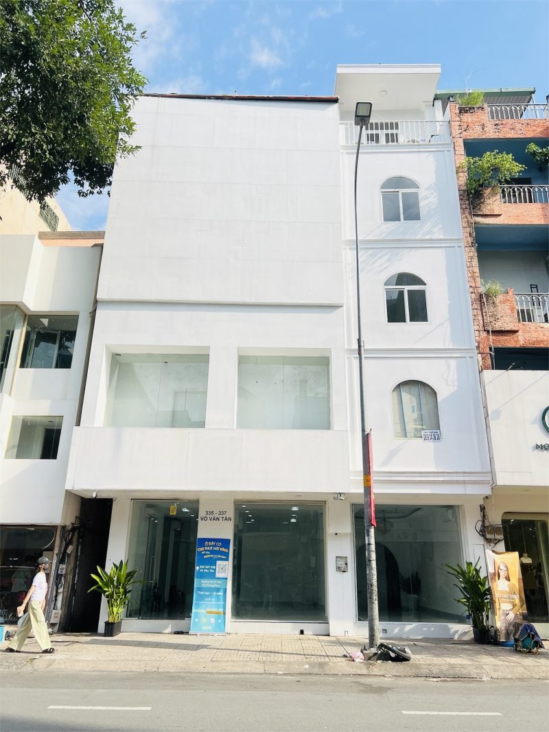 Cho thuê nhà mặt tiền số: 335-337 đường Võ Văn Tần, Phường 5, Quận 3