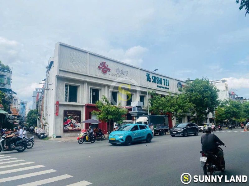 Cho thuê nhà góc 3 mặt tiền số: 120 đường Lý Thái Tổ, Phường 2, Quận 3,