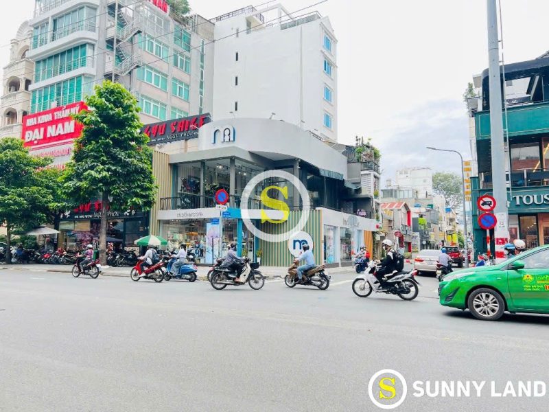 [  𝐂𝐡𝐨 𝐓𝐡𝐮𝐞̂ 𝐍𝐡𝐚̀ 𝐆𝐎́𝐂 𝟐 𝐌𝐚̣̆𝐭 𝐓𝐢𝐞̂̀𝐧  ]  Nhà GÓC 2 Mặt Tiền (Ngang 10M) - Đường Nguyễn Thị Minh Khai, Phường Phạm Ngũ Lão, Quận 1, Tp.HCM