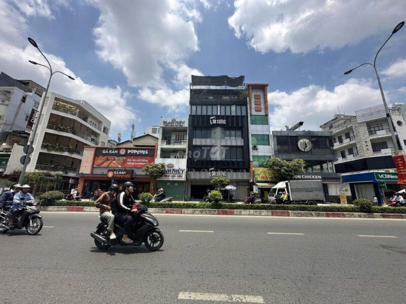 Nhà Mặt Tiền Lê Đại Hành – Không Gian Mở, Gần Trung Tâm Thương Mại, Dễ Setup Mọi Mô Hình