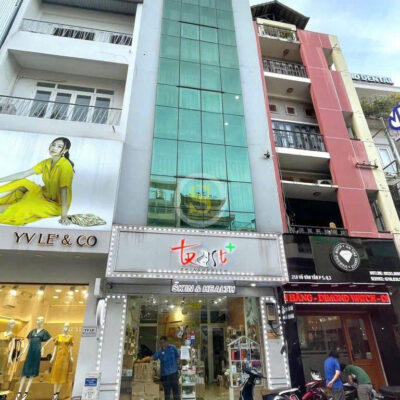 [Nhà Mặt Tiền Quận 3 - Giá Tốt - Khu Vực Sầm Uất]