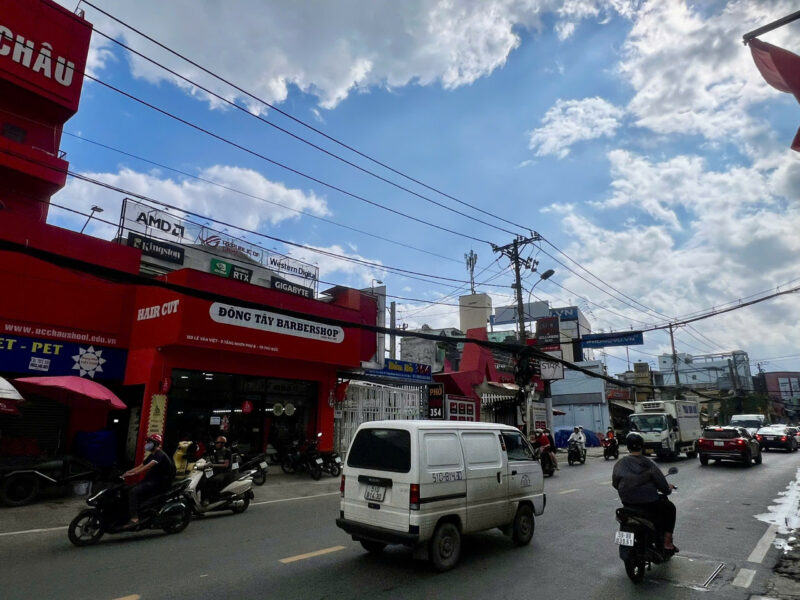 [Nhà Mặt Tiền Quận 9 - Diện Tích Khủng - Giá Rẻ]