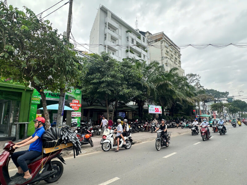 [Nhà Mặt Tiền Quận 1 - Vị Trí Trung Tâm - Nhận Diện Thương Hiệu Tốt]