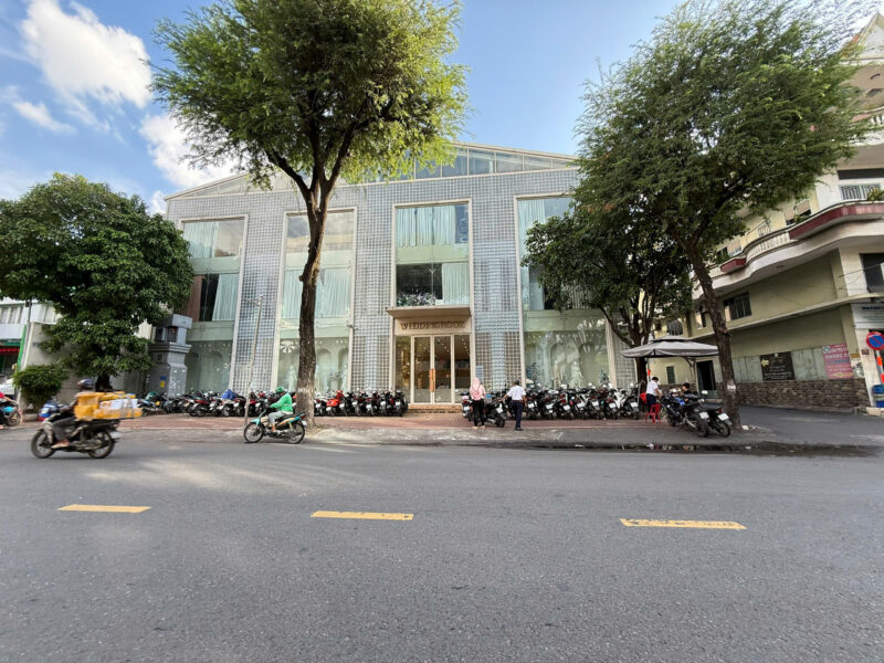 Cho thuê GÓC 2MT số 583 đường Sư Vạn Hạnh, Phường 12, Quận 10, Hồ Chí Minh