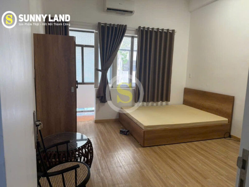 Cho thuê nhà mặt tiền số 240 Lý Tự Trọng, Phường Bến Thành, Quận 1, Hồ Chí Minh