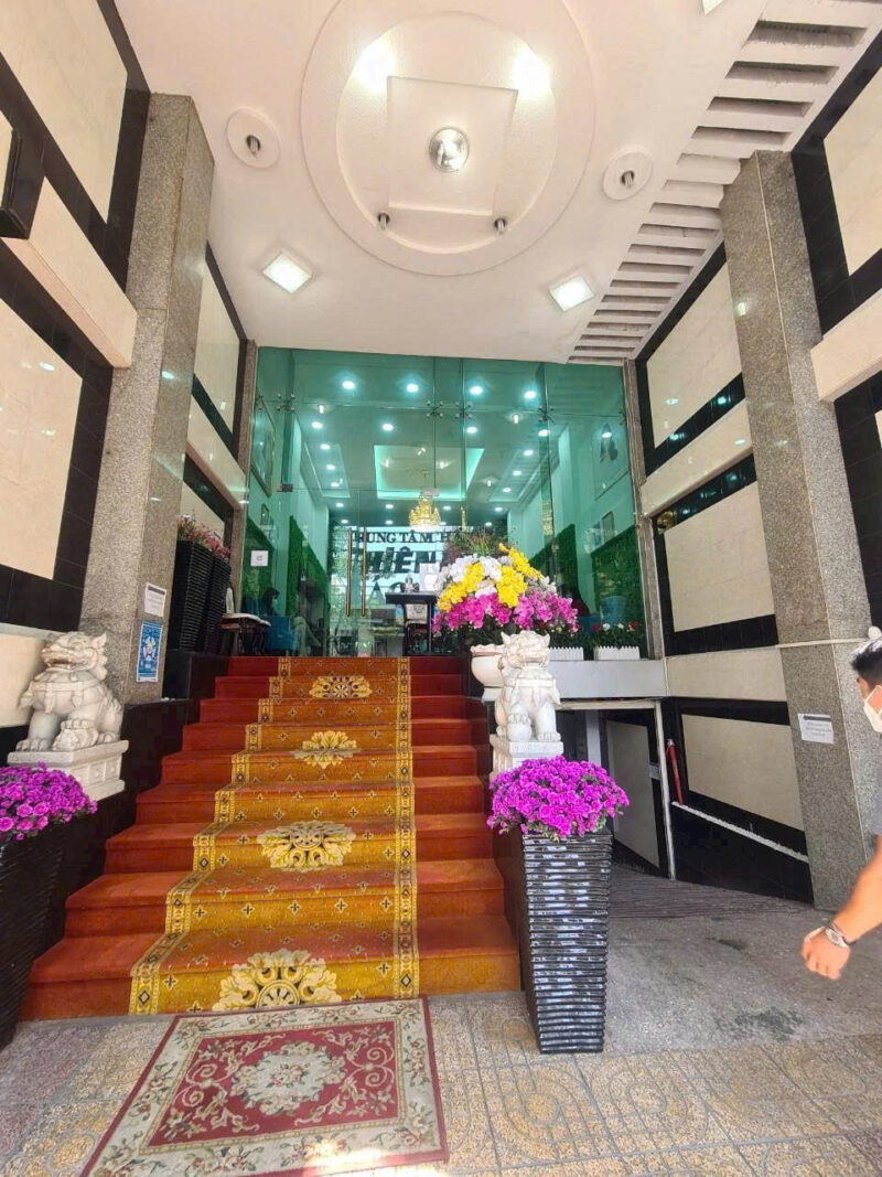 Cho thuê nhà mặt tiền số: 2B đường Cao Thắng, Phường 5, Quận 3, Hồ Chí Minh