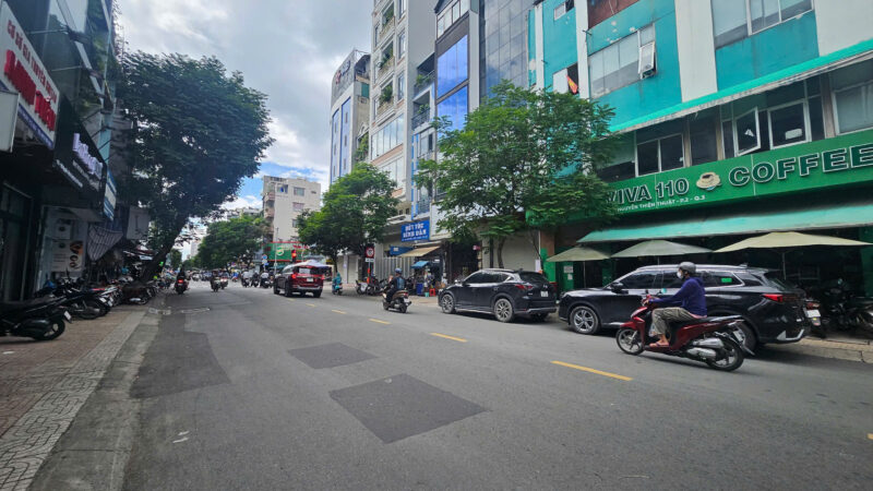 Cho thuê nhà GÓC 2 MẶT TIỀN số 108 đường Nguyễn Thiện Thuật, Phường 2, Quận 3, Hồ Chí Minh