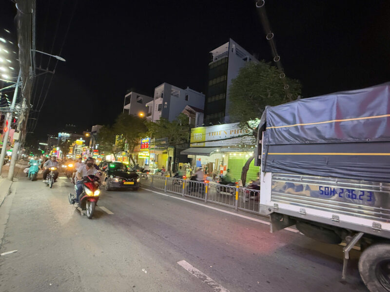 CHO THUÊ NHÀ GÓC 2 MẶT TIỀN SỐ 283 ĐƯỜNG NGUYỄN THỊ THẬP, PHƯỜNG TÂN PHÚ, QUẬN 7, HỒ CHÍ MINH