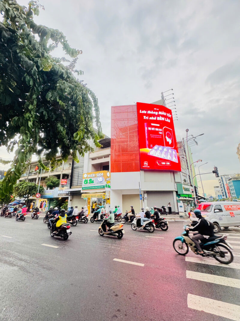 CHO THUÊ NHÀ MẶT TIỀN 114 ĐINH TIÊN HOÀNG, QUẬN 1, HỒ CHÍ MINH