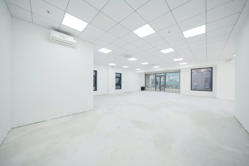 CHO THUÊ  TÒA NHÀ MẶT TIỀN 84 HUỲNH VĂN BÁNH, PHƯỜNG 15, QUẬN PHÚ NHUẬN, HỒ CHÍ MÌNH