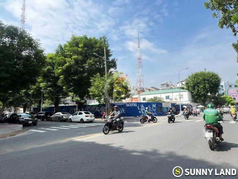 CHO THUÊ ĐẤT GÓC 2 MẶT TIỀN SỐ 371 ĐƯỜNG NGUYỄN TRÃI - NGUYỄN CẢNH CHÂN, PHƯỜNG NGUYỄN CƯ TRINH, QUẬN 1, HỒ CHÍ MINH